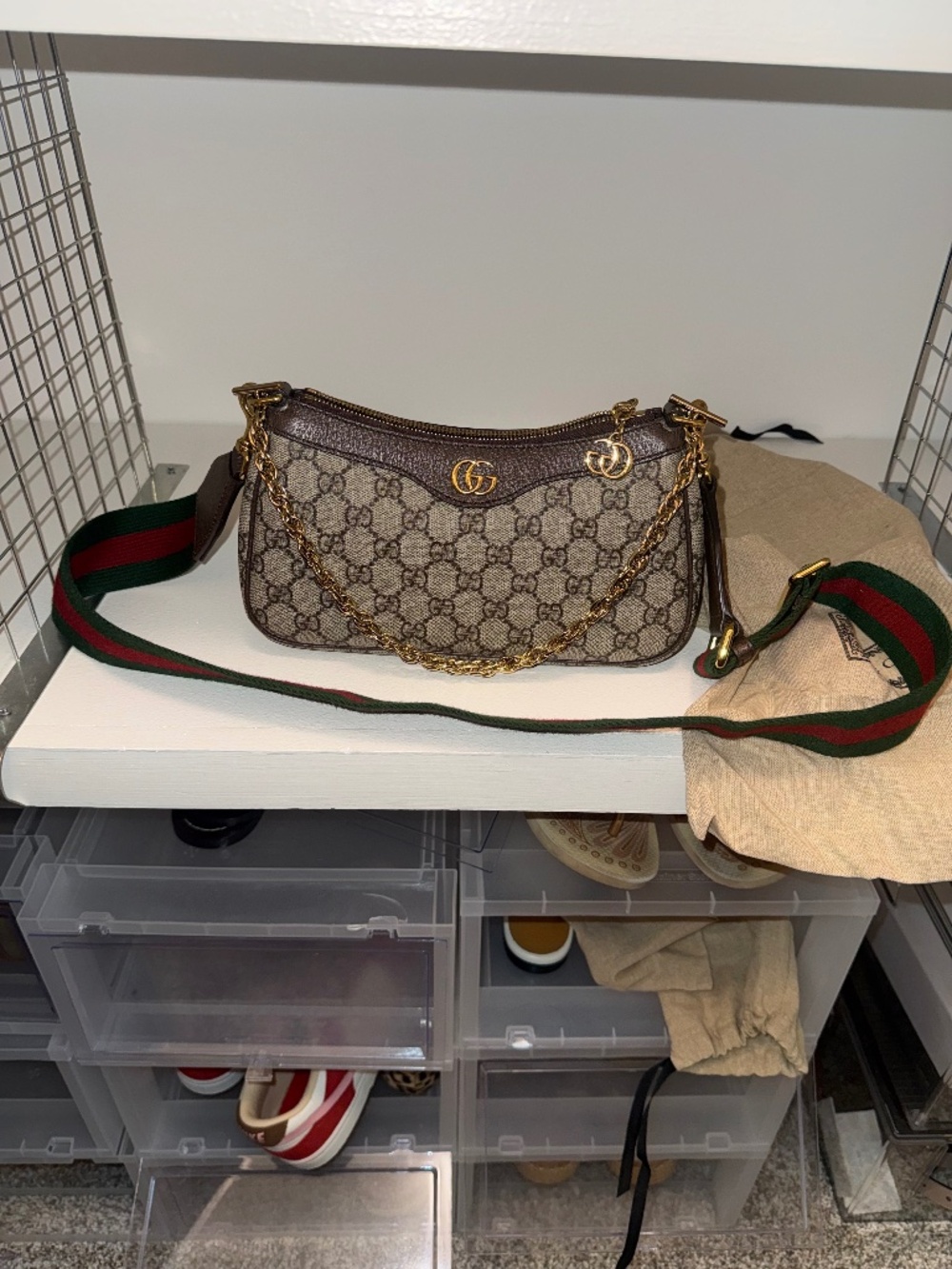 Ophidia small shoulder bag